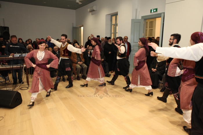 Εκδήλωση-αφιερωμένη-στους-Τρεις-Ιεράρχες-και-τα-Ελληνικά-Γράμματα-30.1.2017-15