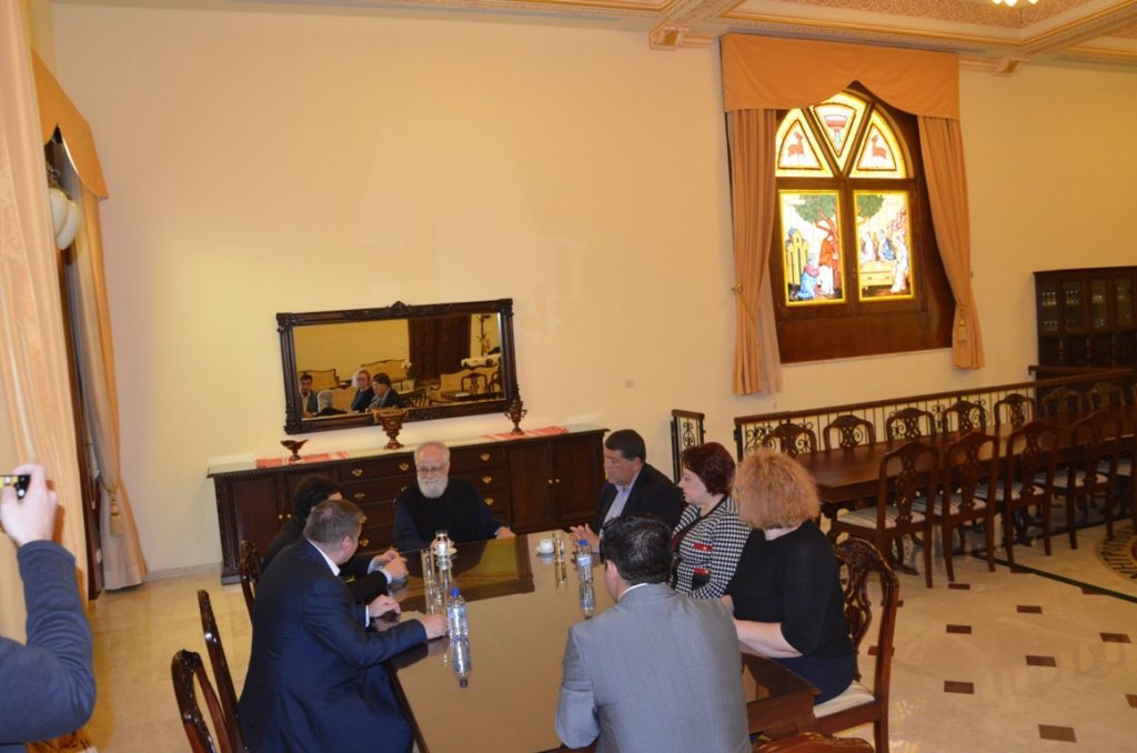 synantisi me prytani ranepa (7)