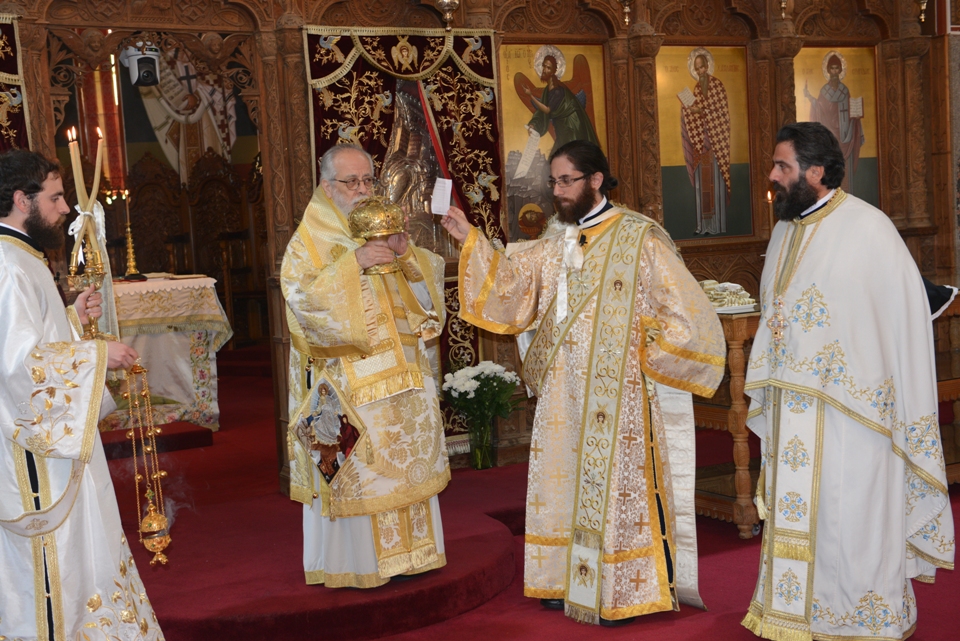 xeirotonia diakonou xaritonos 29-4-2017 (25) xeirotonia diakonou xaritonos 29-4-2017 (25)