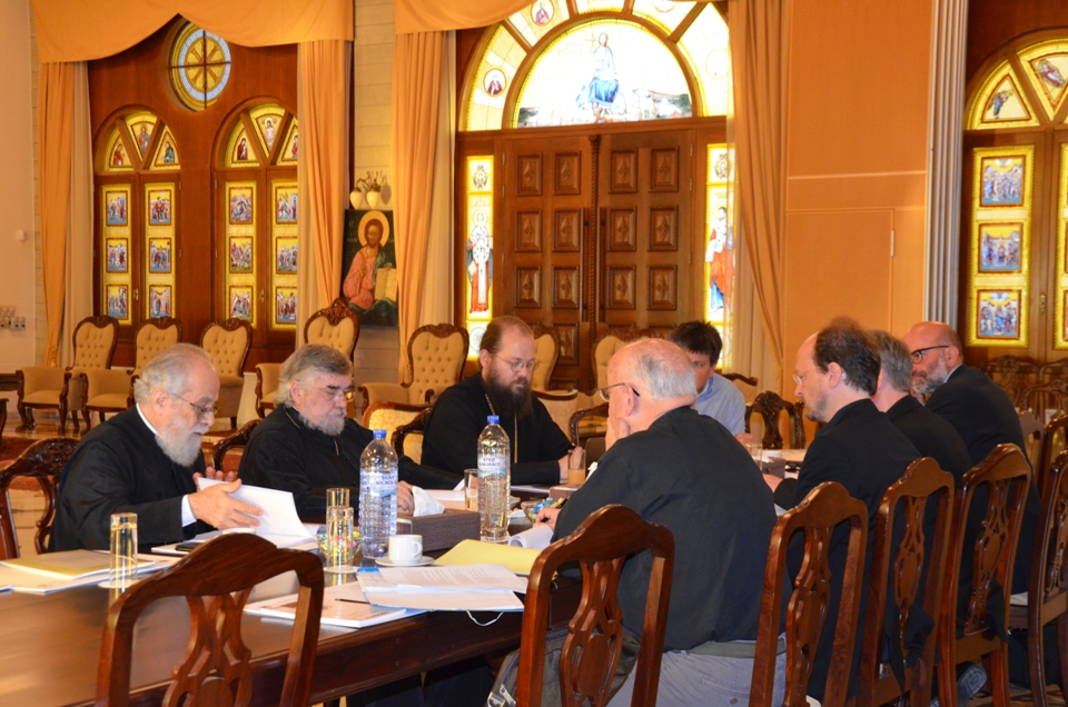 diethnis mikti epitropi June 2018 (4)