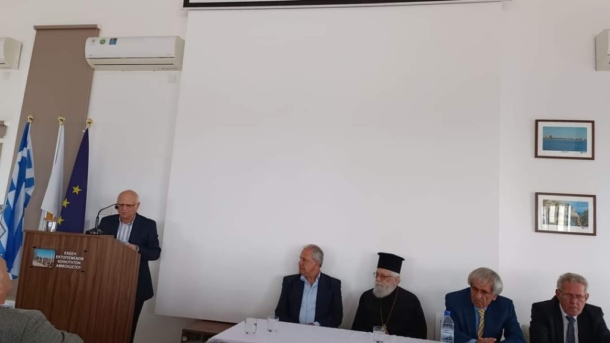Τρισάγιο μελών Ανόρθωσης και Συνεστίαση Μανδριτών Τρισάγιο μελών Ανόρθωσης και Συνεστίαση Μανδριτών