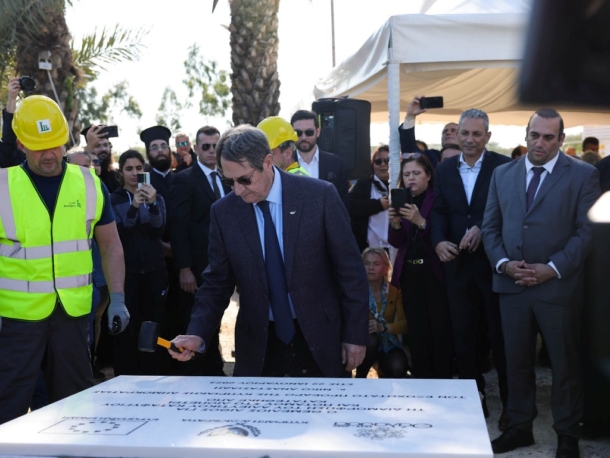 Εγκαίνια έργων στην ελεύθερη Αμμόχωστο από τον ΠτΔ Νίκο Αναστασιάδη Εγκαίνια έργων στην ελεύθερη Αμμόχωστο από τον ΠτΔ Νίκο Αναστασιάδη